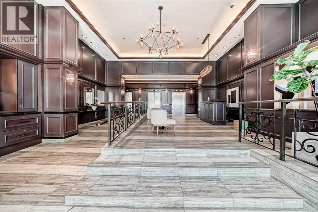 Apartment for Sale in 402, 817 15 Avenue SW|Calgary, Alberta T2R0H8 3