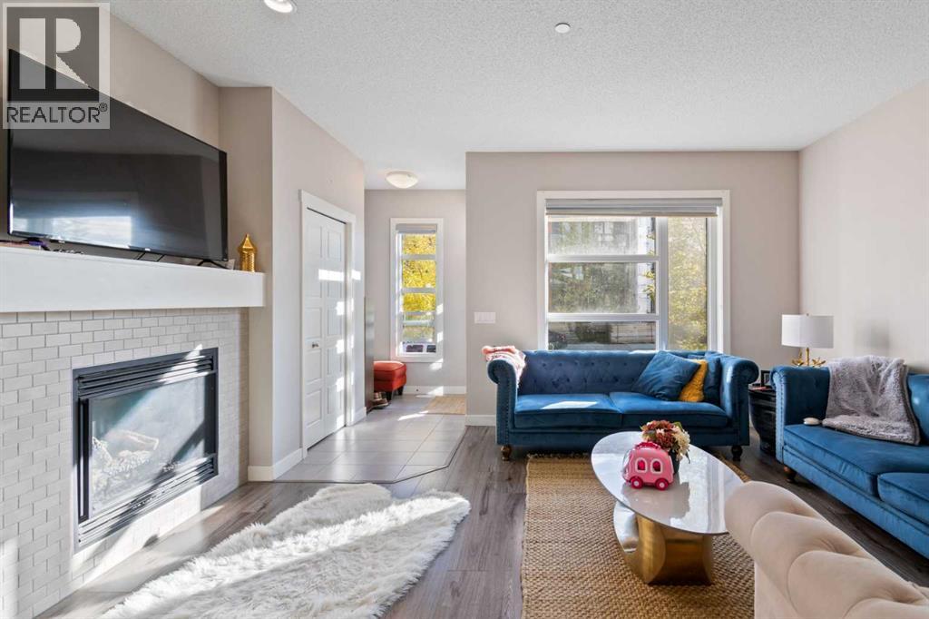 Duplex for Sale in 128 Livingston Parade NE|Calgary, Alberta T3P0V6 5