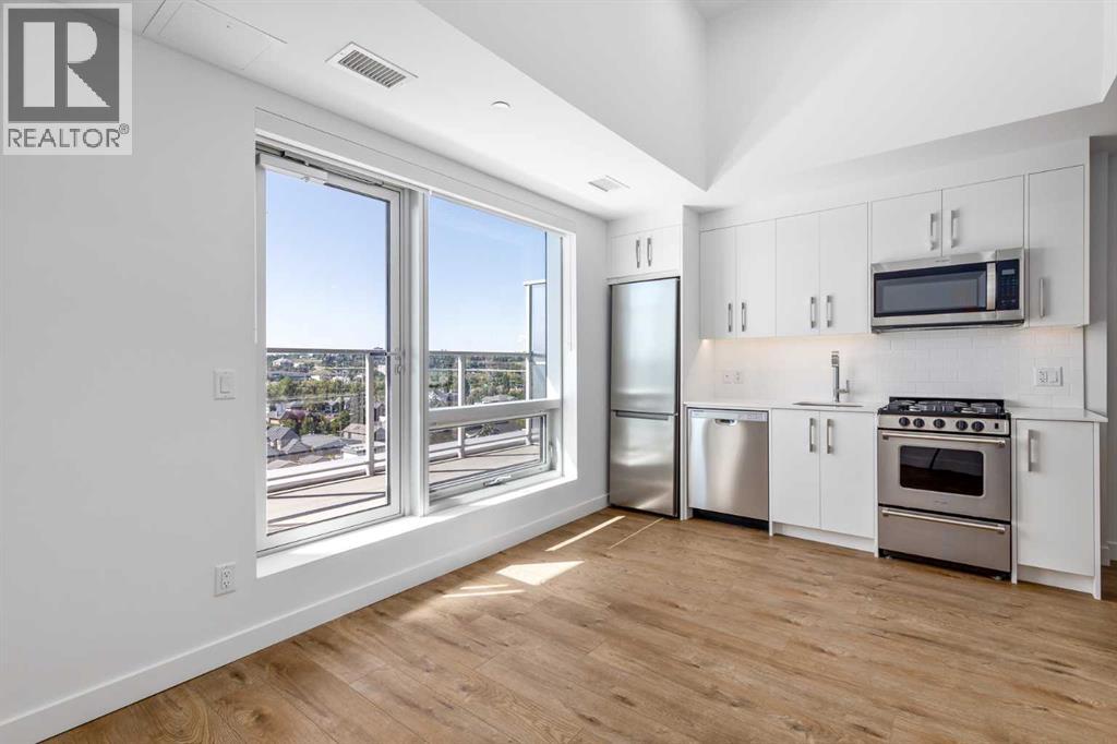 Apartment for Sale in 822, 110 18A Street NW|Calgary, Alberta T2N2G9 5