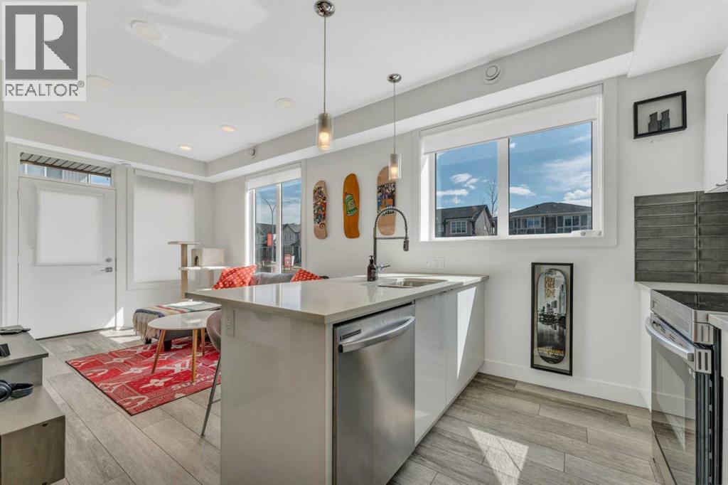 Row / Townhouse for Sale in 512, 10060 46 Street NE|Calgary, Alberta T3J2H8 3