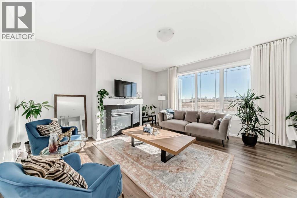 House for Sale in 99 Cityline Point NE|Calgary, Alberta T3N2H6 5