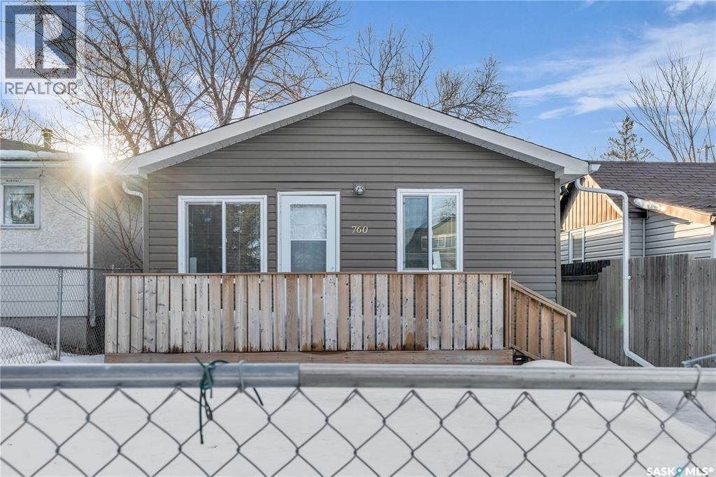 For sale: 760 Rae STREET, Regina, Saskatchewan S4T2A9 - SK026487 ...