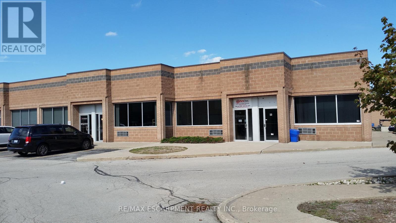 For rent: 21 - 2380 WYECROFT ROAD, Oakville (QE Queen Elizabeth), Ontario  L6L6M8 - W12678924 | REALTOR.ca