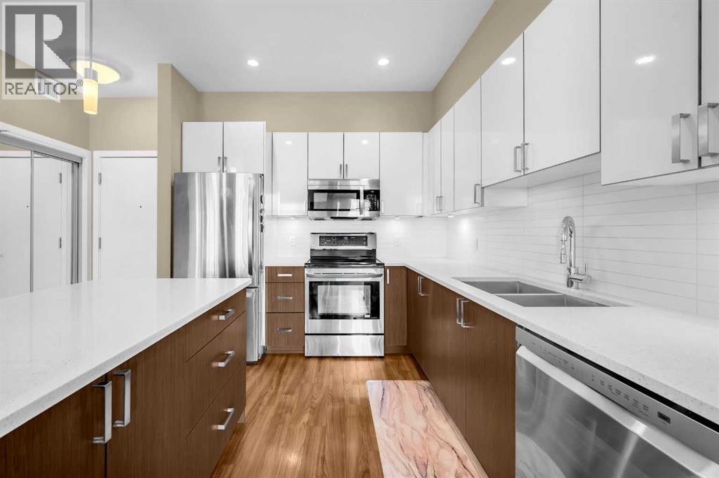 Apartment for Sale in 405, 16 Auburn Bay Link|Calgary, Alberta T3M0E9 2