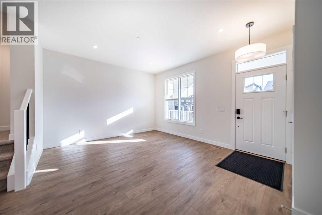 Duplex for Sale in 19 Herron Walk NE|Calgary, Alberta T3P2L2 5