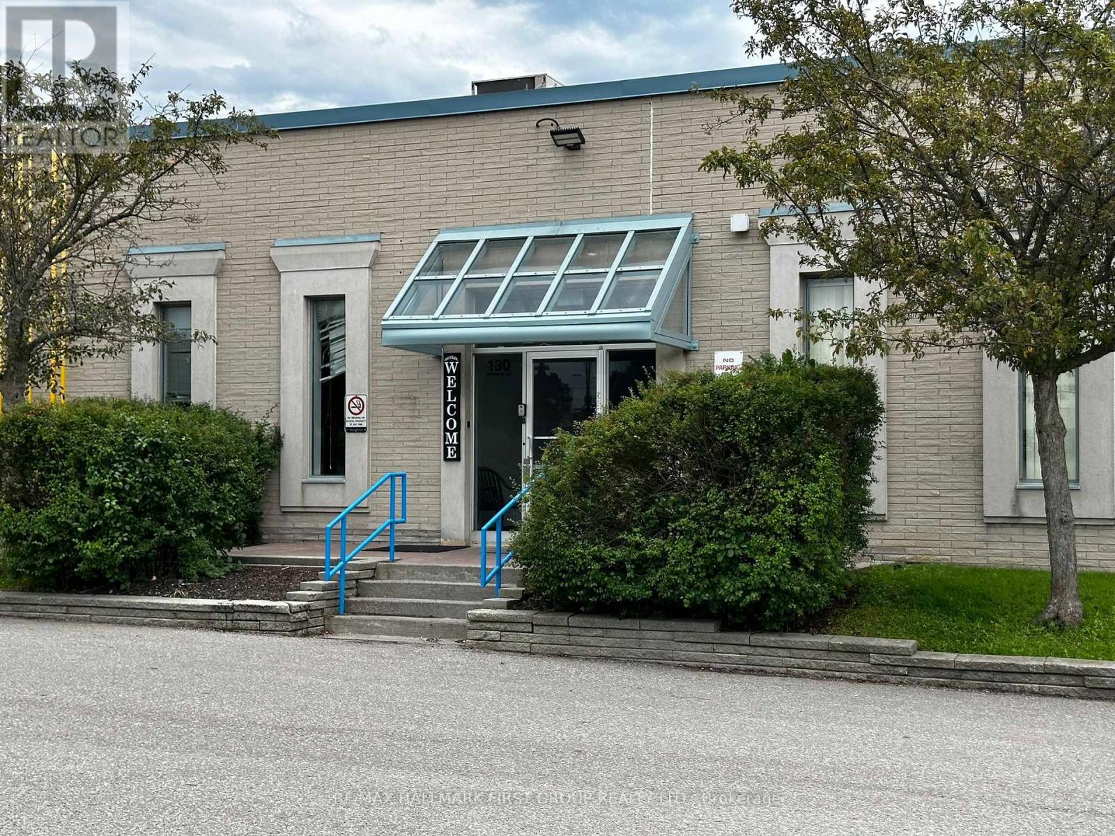 louer-126-commercial-avenue-ajax-south-west-ontario-l1s2h5