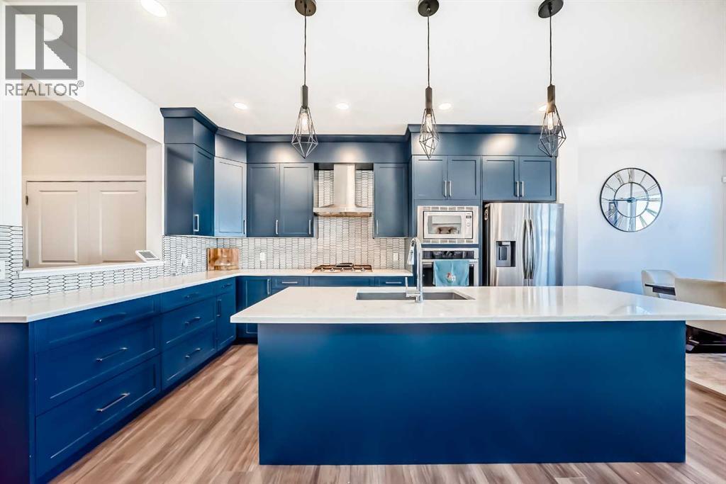 House for Sale in 82 Magnolia Court SE|Calgary, Alberta T3M3M6 4