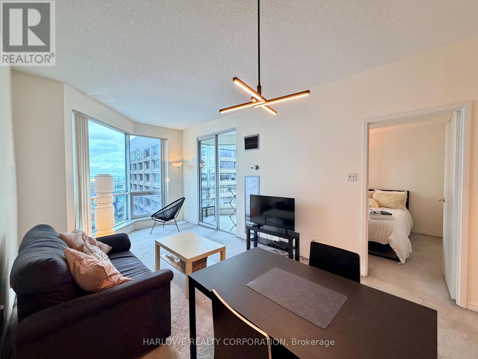 For rent: 3310 - 10 YONGE STREET, Toronto (Waterfront Communities), Ontario  M5E1R4 - C12695898 | REALTOR.ca