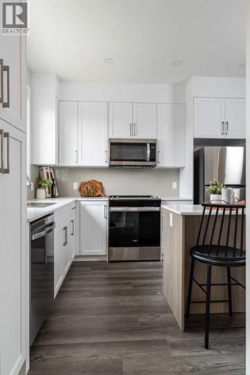 Duplex for Sale in 663 Homestead Drive NE|Calgary, Alberta T3J5V6 2