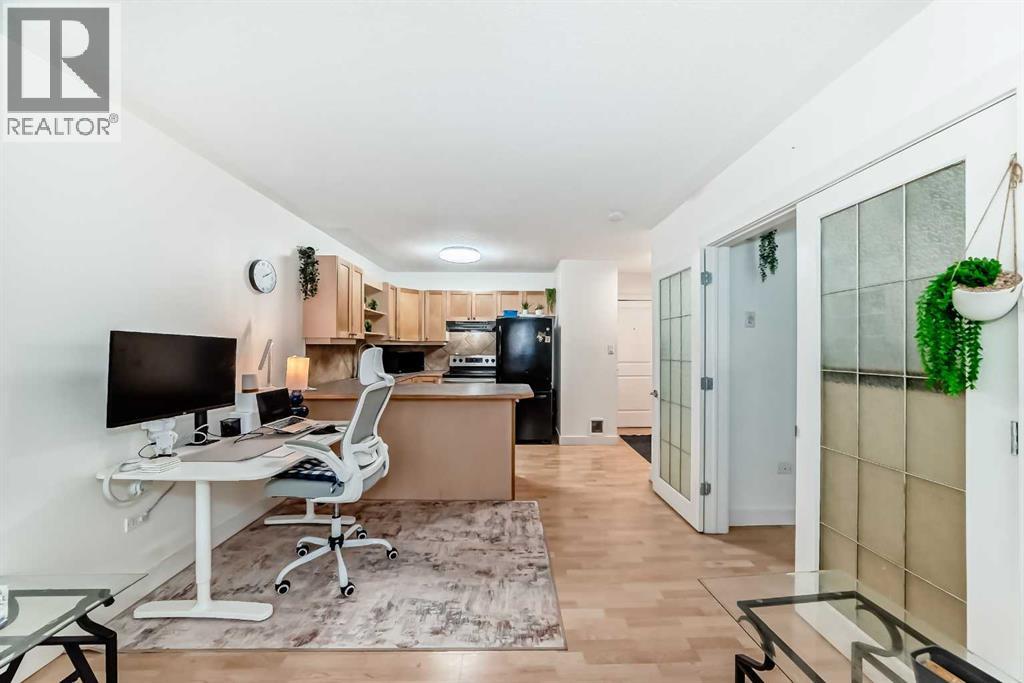 Apartment for Sale in 8, 310 22 Avenue SW|Calgary, Alberta T2S0H4 3