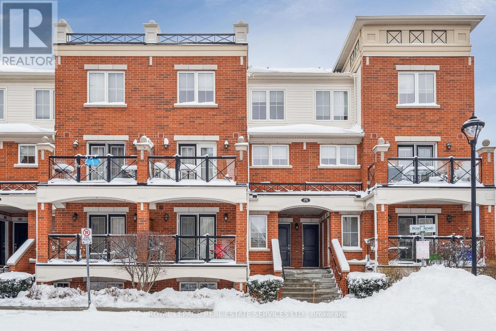 For rent: 9 - 2444 POST ROAD, Oakville (RO River Oaks), Ontario L6H0J2 -  W12709464 | REALTOR.ca