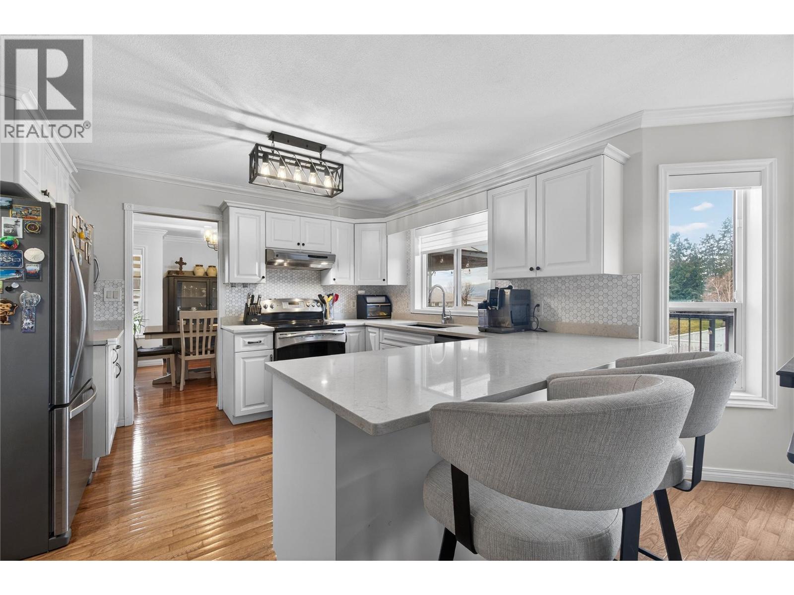 For sale: 4801 13 Street NE, Salmon Arm, British Columbia V1E3P1