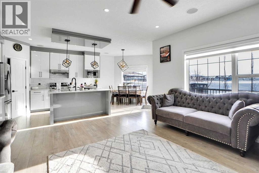 House for Sale in 85 Saddlebrook Circle NE|Calgary, Alberta T3J0K3