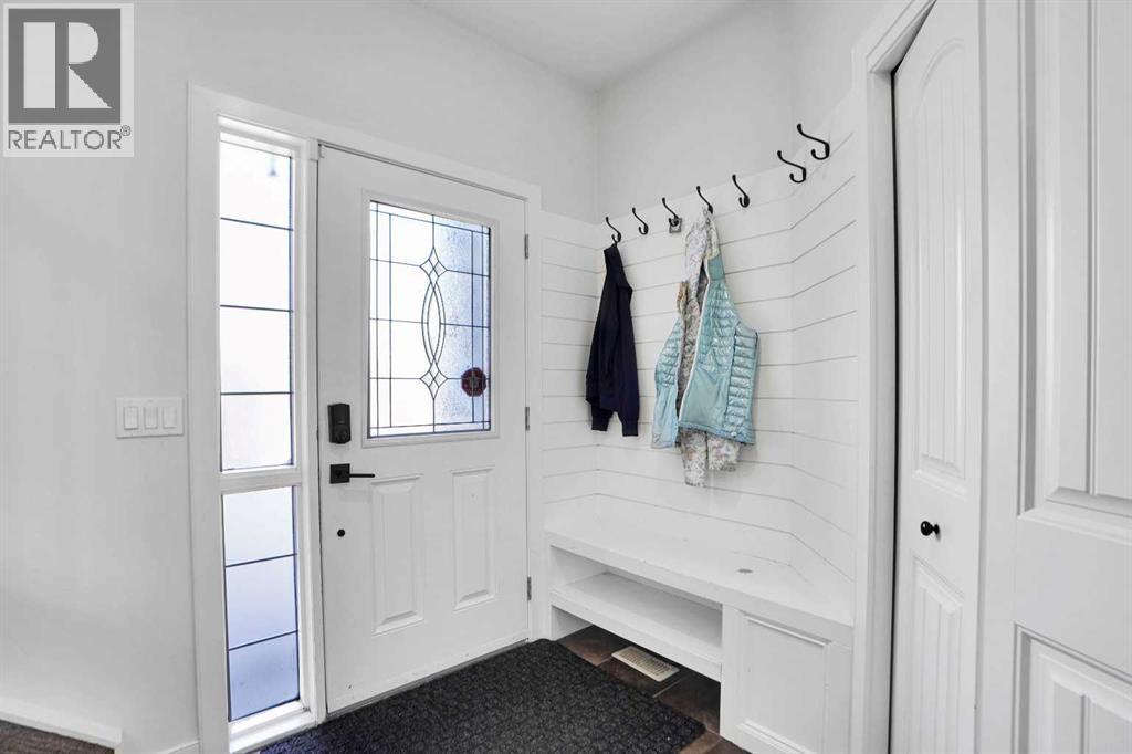 House for Sale in 85 Saddlebrook Circle NE|Calgary, Alberta T3J0K3 4