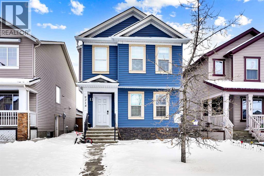 House for Sale in 9214 Saddlebrook Drive NE|Calgary, Alberta T3J0J9