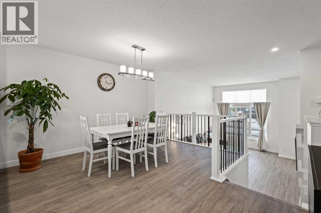 House for Sale in 317 Masters Road SE|Calgary, Alberta T3M2X3 3