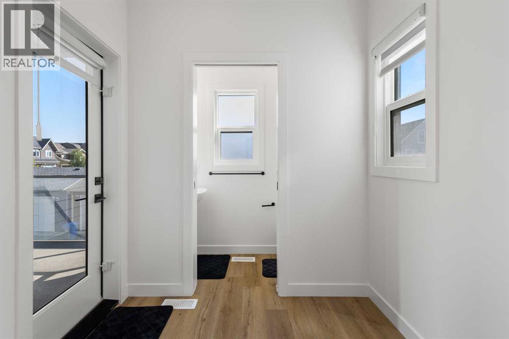 Row / Townhouse for Sale in 61, 903 Mahogany Boulevard SE|Calgary, Alberta T3M3W9 5