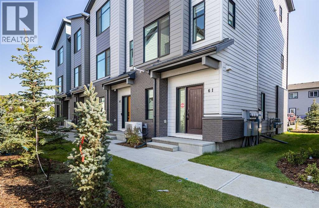 Row / Townhouse for Sale in 61, 903 Mahogany Boulevard SE|Calgary, Alberta T3M3W9