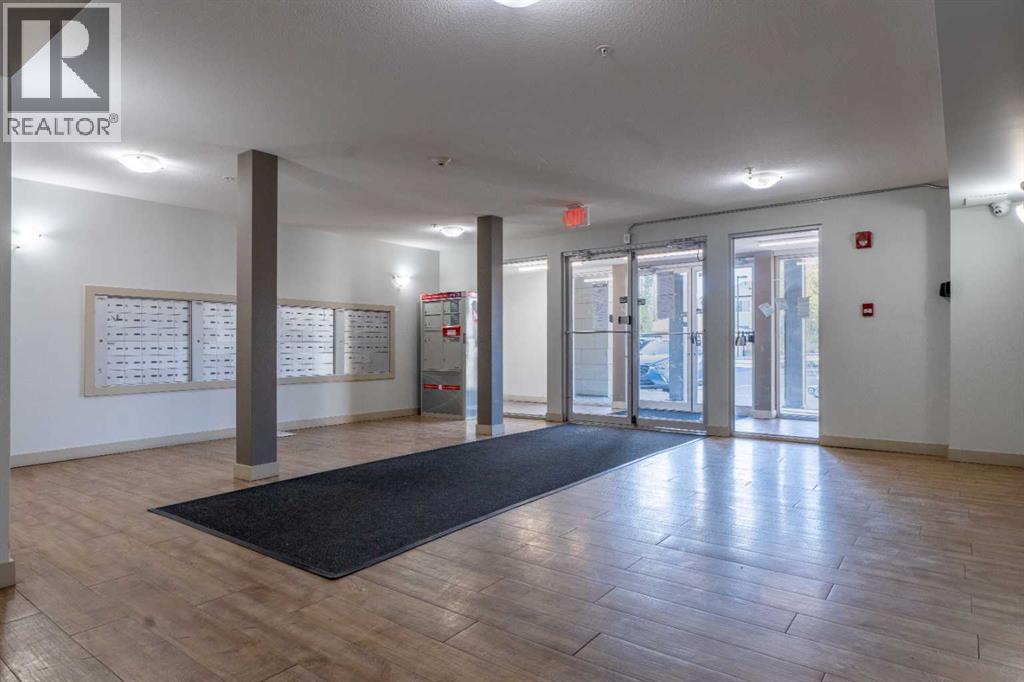 Apartment for Sale in 425, 355 Taralake Way NE|Calgary, Alberta T3J0M1 4