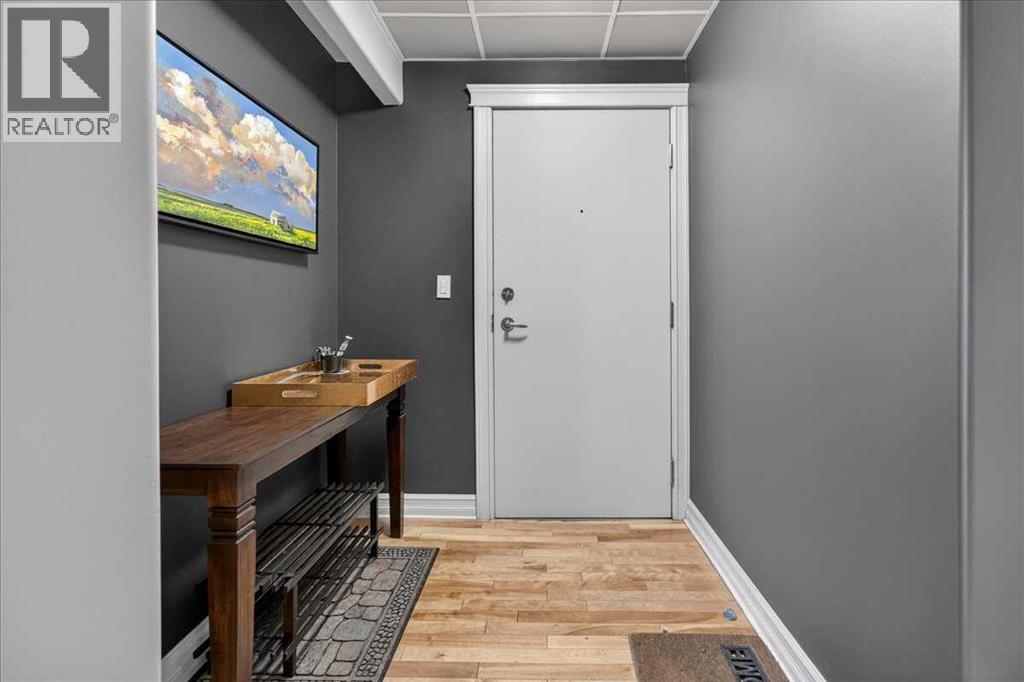 Apartment for Sale in 1805, 836 15 Avenue SW|Calgary, Alberta T2R1S2 2