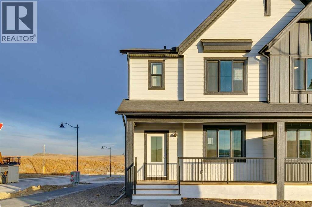 Duplex for Sale in 6 Drystone Way NW|Calgary, Alberta T3R1E7 2