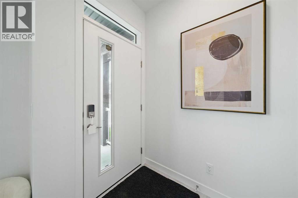 House for Sale in 47 Edith Terrace NW|Calgary, Alberta T3R1Z1 4