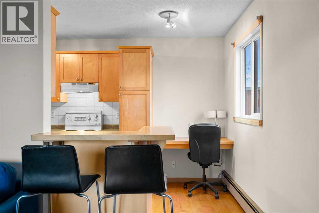 Apartment for Sale in 6, 2512 15 Street SW|Calgary, Alberta T2T3Z5 5