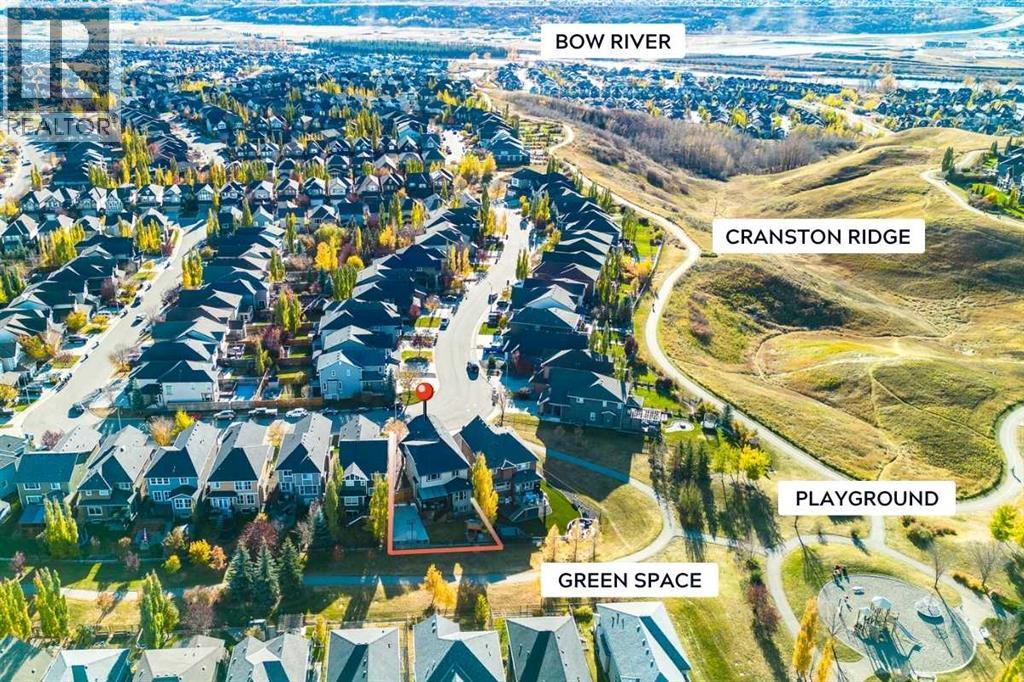 House for Sale in 163 Cranarch Landing SE|Calgary, Alberta T3M0Z6 2