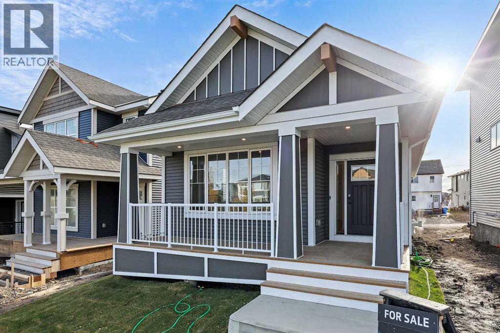 House for Sale in 116 Mitchell Walk NW|Calgary, Alberta T3R2G2 3