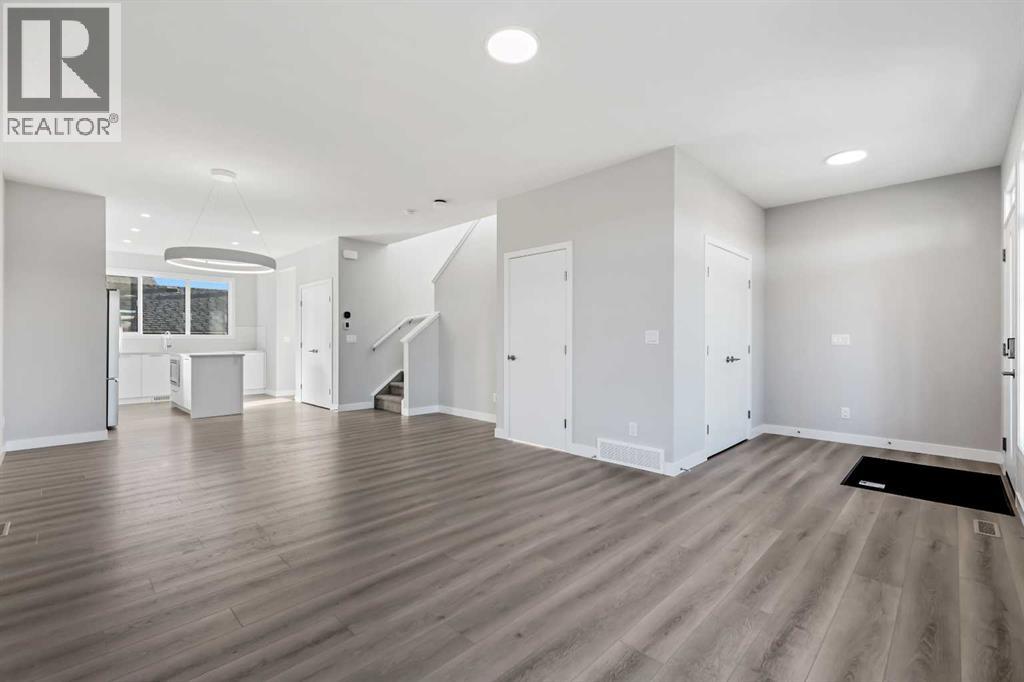 Duplex for Sale in 7007 Rangeview Avenue SE|Calgary, Alberta T3S0P9 4