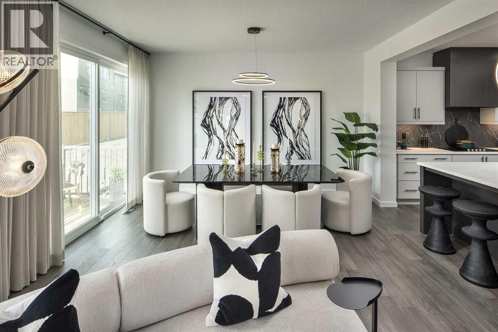 House for Sale in 149 Mitchell Road NW|Calgary, Alberta T3R2G7 2