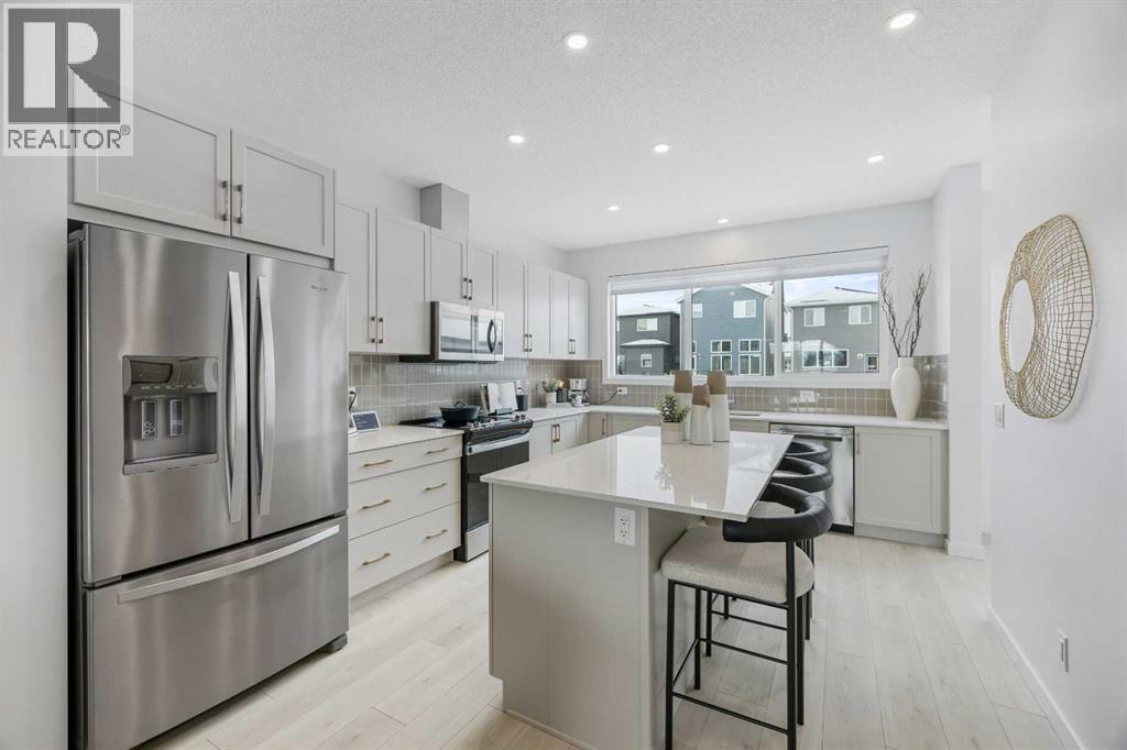 House for Sale in 536 Legacy Circle SE|Calgary, Alberta T2X5J5 5