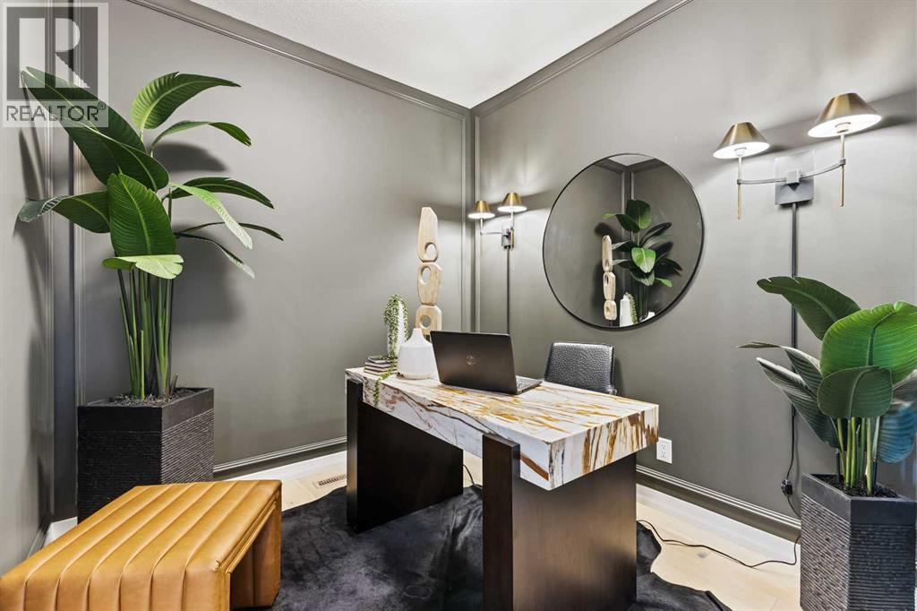 House for Sale in 412 Legacy Circle SE|Calgary, Alberta T2X4J2 2