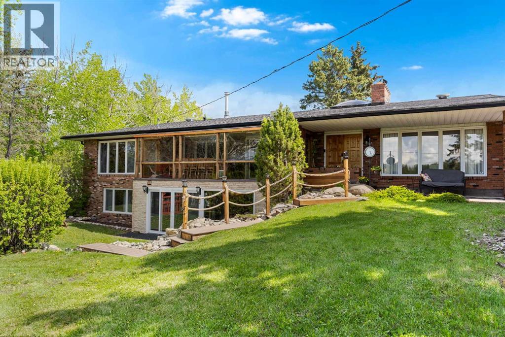 House for Sale in 24157 Meadow Drive|Rural Rocky View County, Alberta T3R1A8 2