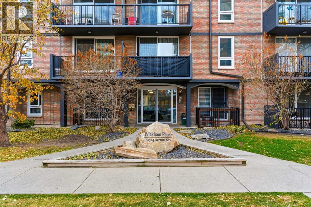 Apartment for Sale in 604, 1015 14 Avenue SW|Calgary, Alberta T2R0N9