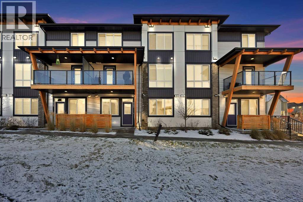 Row / Townhouse for Sale in 112, 10060 46 Street NE|Calgary, Alberta T3J2H8 2