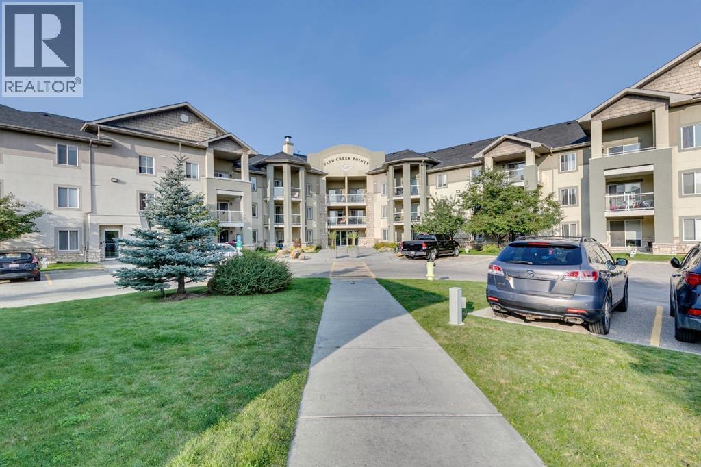 Apartment for Sale in 2205, 2518 Fish Creek Boulevard SW|Calgary, Alberta T2Y4T5 2