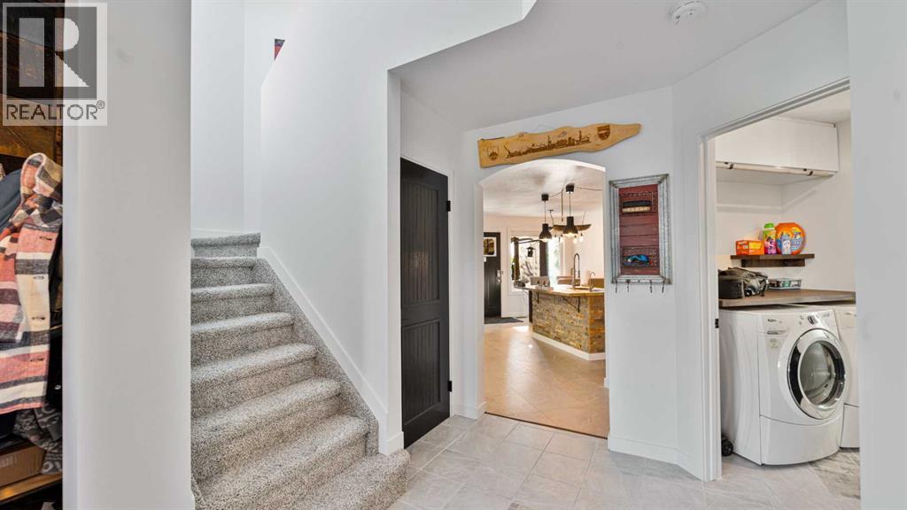 House for Sale in 148 Covepark Close NE|Calgary, Alberta T3K5R5 5