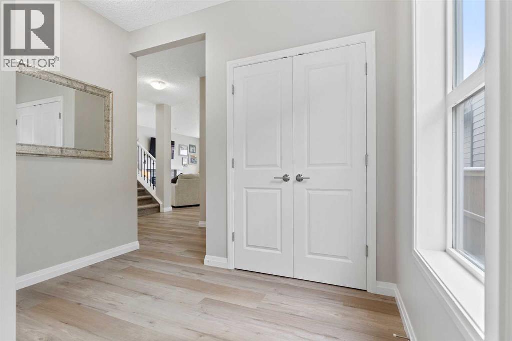 House for Sale in 26 Marquis Heights SE|Calgary, Alberta T3M1X6 4