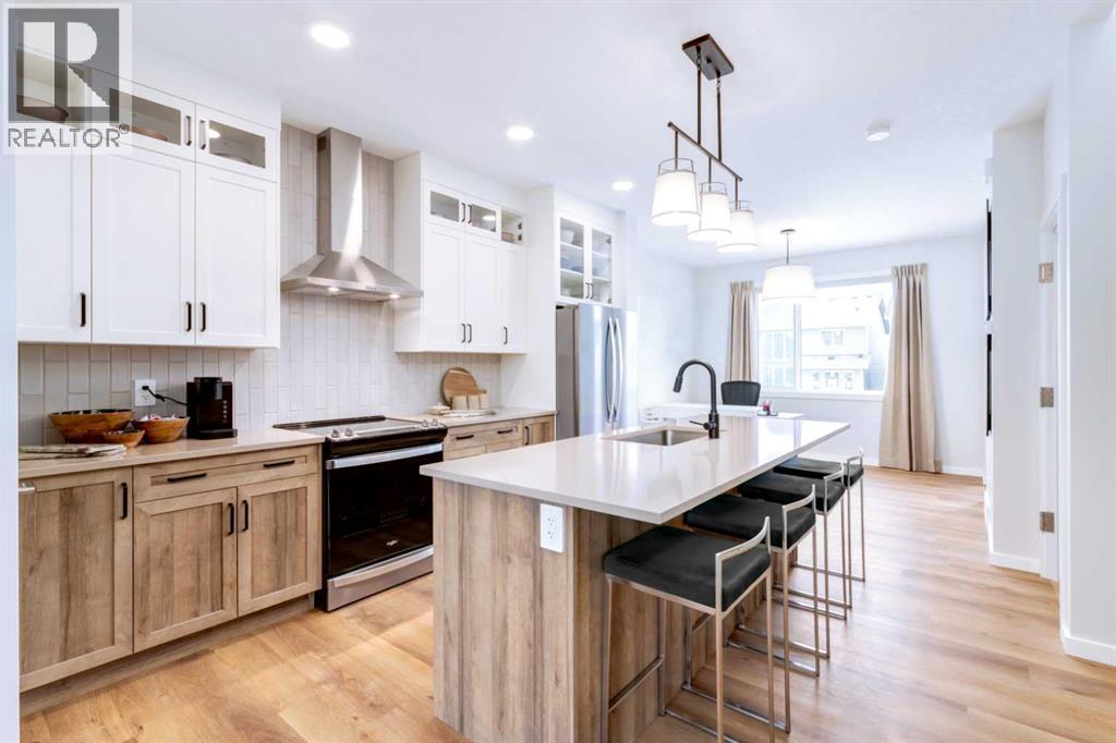 House for Sale in 154 Bartlett Crescent SE|Calgary, Alberta T3S0P7