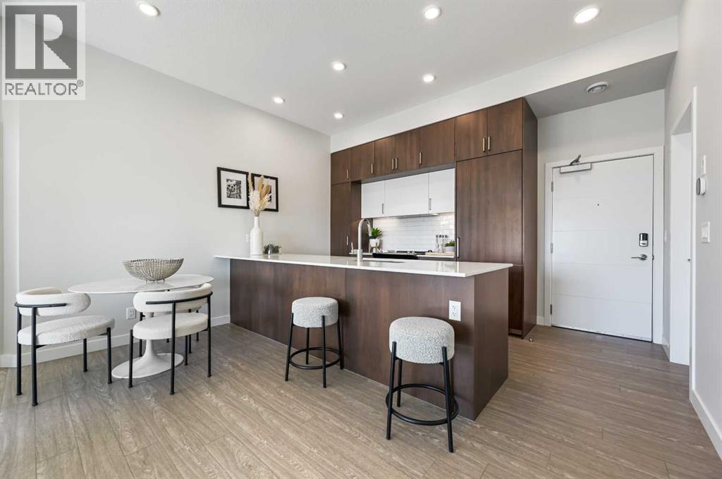 Apartment for Sale in 422, 255 Les Jardins Park SE|Calgary, Alberta T2C5V3