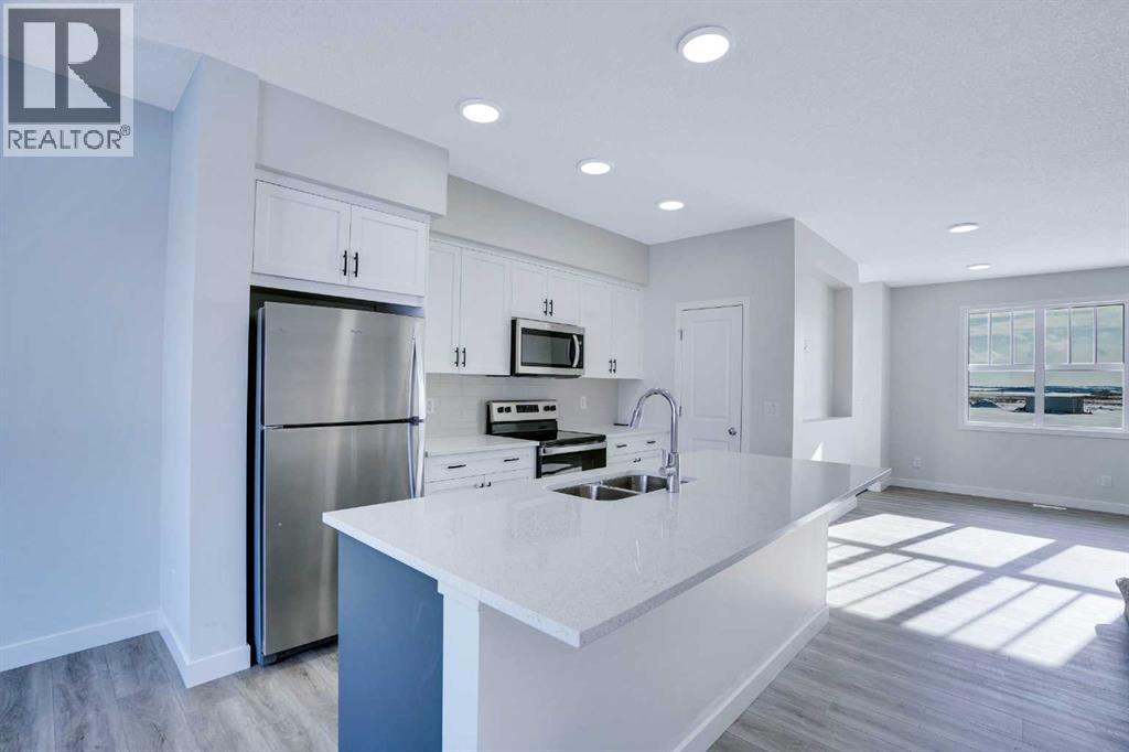 House for Sale in 239 Savoy Landing SE|Calgary, Alberta T3S0L1 3