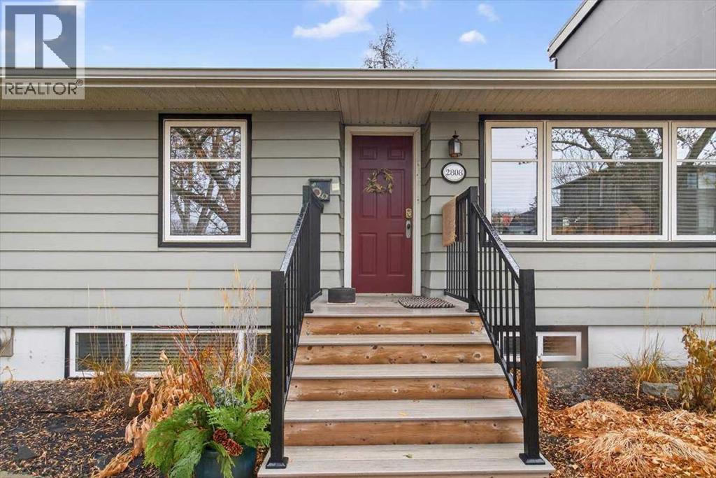 House for Sale in 2808 35 Street SW|Calgary, Alberta T3E2Y5 2