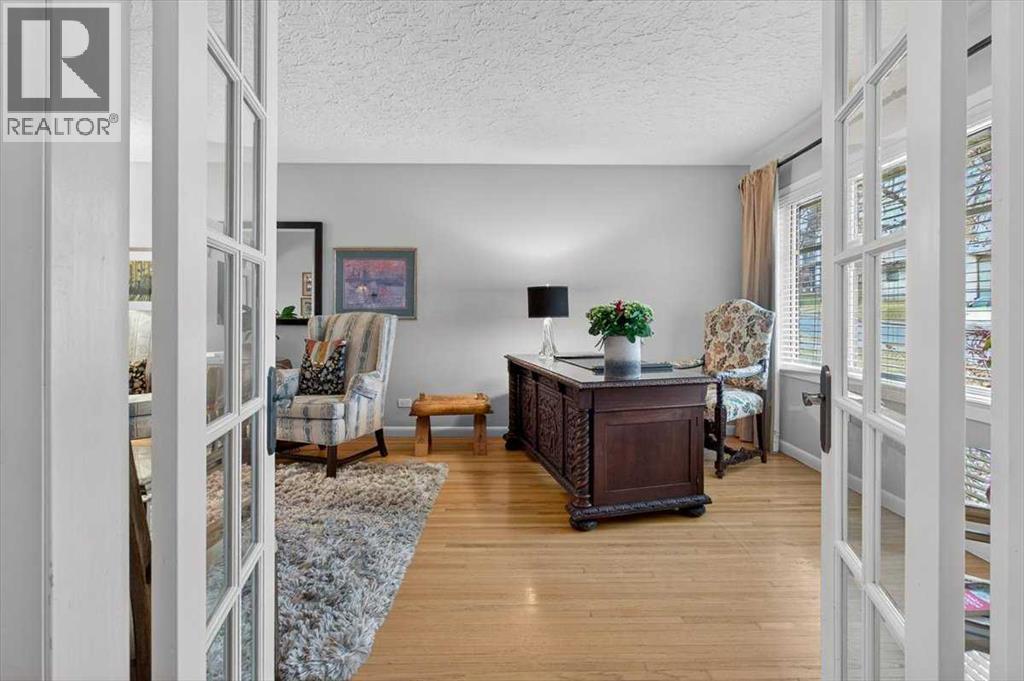 House for Sale in 2808 35 Street SW|Calgary, Alberta T3E2Y5 5