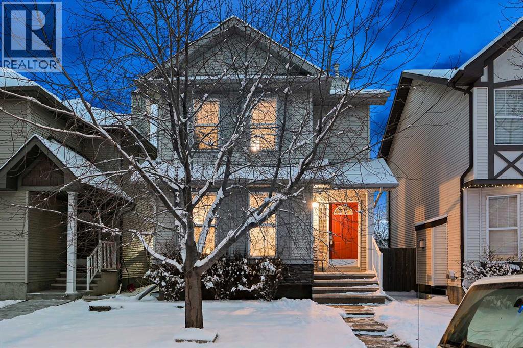 House for Sale in 71 Cranberry Place SE|Calgary, Alberta T3M0G9 3