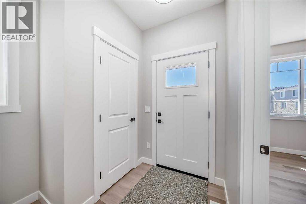 House for Sale in 112 Belvedere Park SE|Calgary, Alberta T2A8A1 4