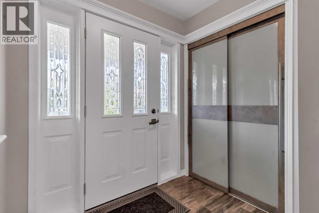 House for Sale in 178 Evansmeade Common NW|Calgary, Alberta T3P1E8 2