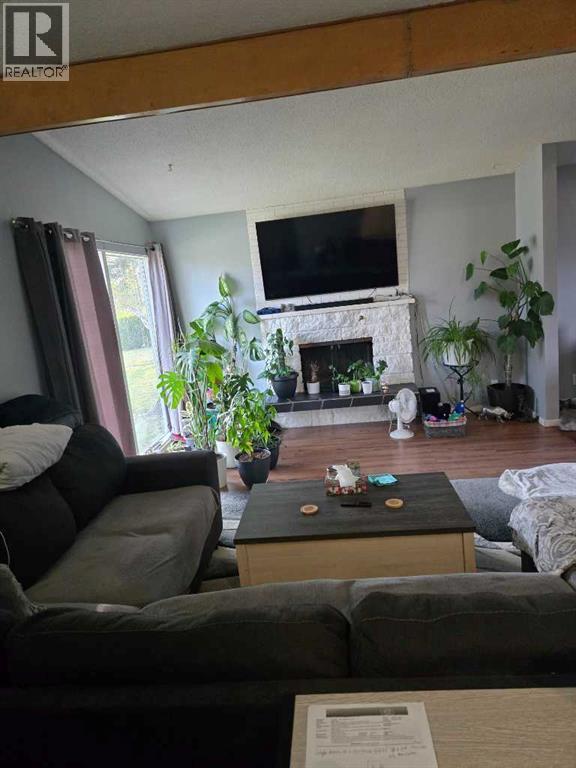 House for Sale in 5112 Maryvale Drive NE|Calgary, Alberta t2a2t4 3