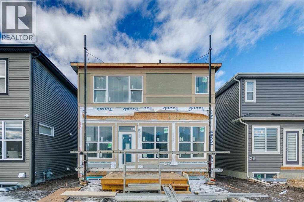 House for Sale in 142 Belmont Passage SW|Calgary, Alberta T0L0X0 4