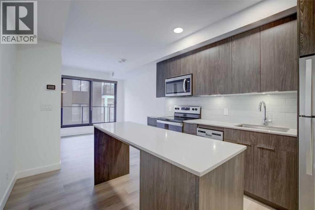 Apartment for Sale in 203, 123 4 Street NE|Calgary, Alberta T2E8K3